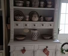solid kitchen dresser delivery arranged