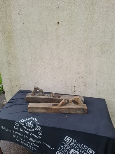 By post only 2 large wood planer
