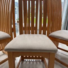 6 Solid Oak Dining Chairs