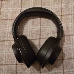 Sony mdr100abn noise cancelling headphones