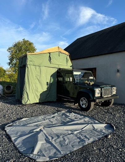 Thule Roof Tent with annex and roof bars for Defender