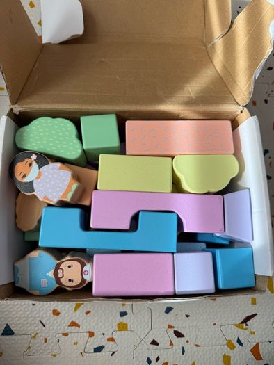 Hospital wooden blocks set "roarie" role play set
