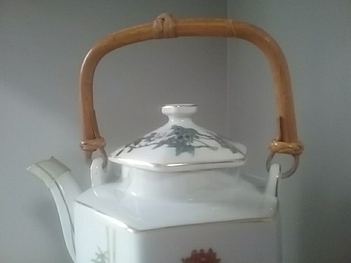 Eastern Style Teapot