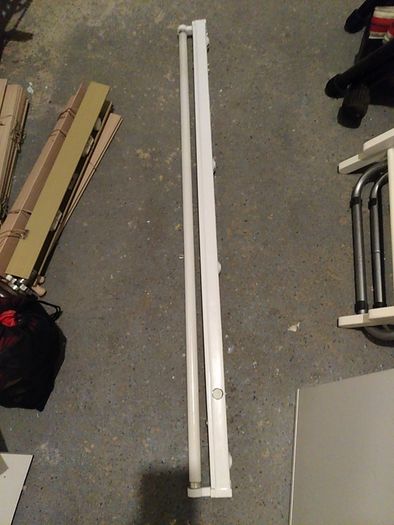 flourescent tube strip light