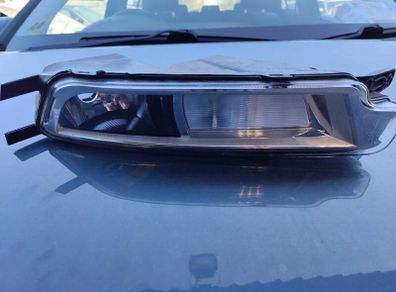 VW Passat b8 fog light right