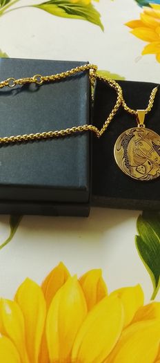 Equestrian Precision cut pendant