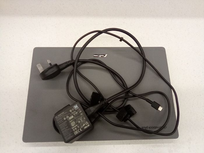 ASUS Chromebook Plus