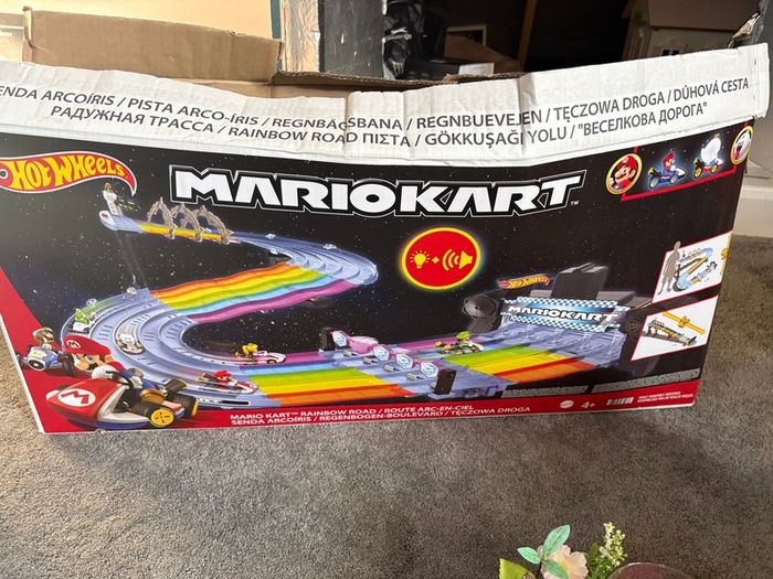 Hot wheels Mario kart