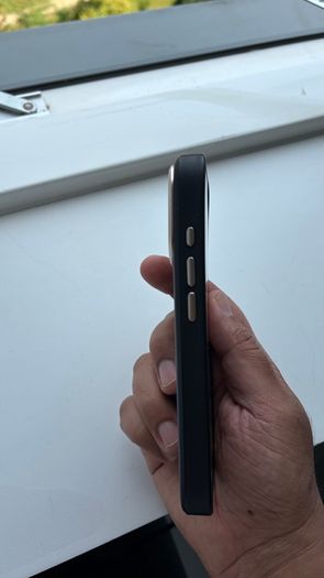 Apple iPhone 17 Pro 256GB Silver with Free Torras 360 Stand Case. Unlocked (US eSIM). Bent Frame. Fully Working