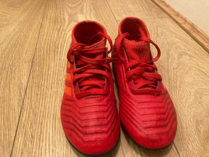 kids soccer boots