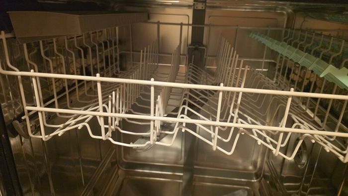Hotpoint Aquarius Dishwasher DWF 30