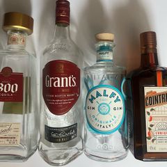 Gin grants malfy Bombay sapphire tequila Irish Gin Teeling whiskey empty Bottle