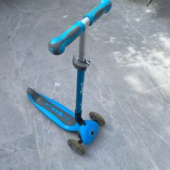 Globber scooter