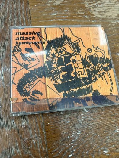 Massive Attack - Karmacoma