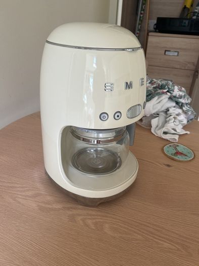 Smeg filter coffee maker