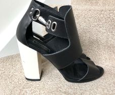 Topshop black and cream leather chunky heel sandals