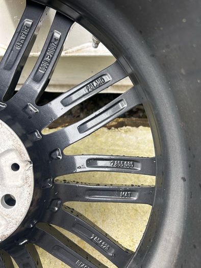 Genuine BMW Style 664M 19" Alloy Wheels.