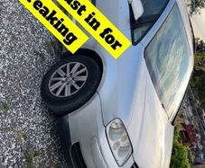 vw touran breaking