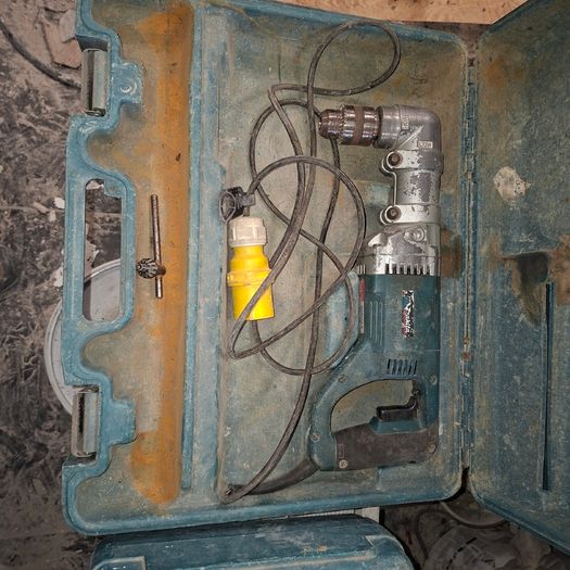 Makita angle drill