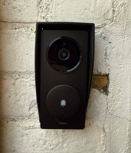 Rain Cover and Speaker Hub Wall Mount for the Aqara G4 / G410 Doorbells