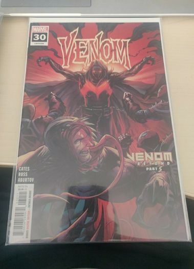 Venom lot 3 eur each