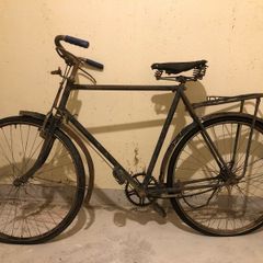 Vintage Raleigh Bicycle