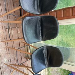 3 kitchen stools