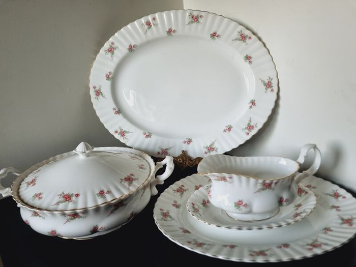Richmond Bone China - Rose Time - Dinnerware