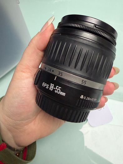 Canon Zoom Lens 18-55mm + UV Filter