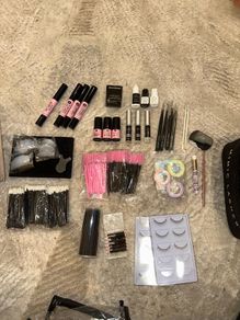 Eyelash tech kit