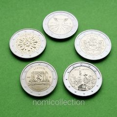 Commemorative Uncirculated 5 x 2 Euro coins.