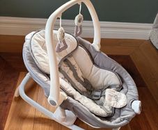 Joie Sansa baby seat glider and rocker 2 in 1