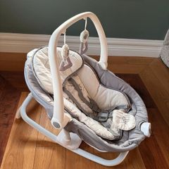 Joie Sansa baby seat glider and rocker 2 in 1