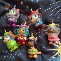 Fizzy drink themed cat figurines