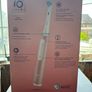 Oral-B iO Series 3 Electric Tootbrush (with Travel Case) (Pink) Image 2