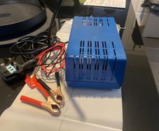 Draper 12v battery charger (new/unused)