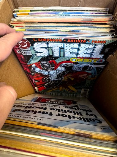 DC, Marvel Long Comic Box w 290 comics for Sale