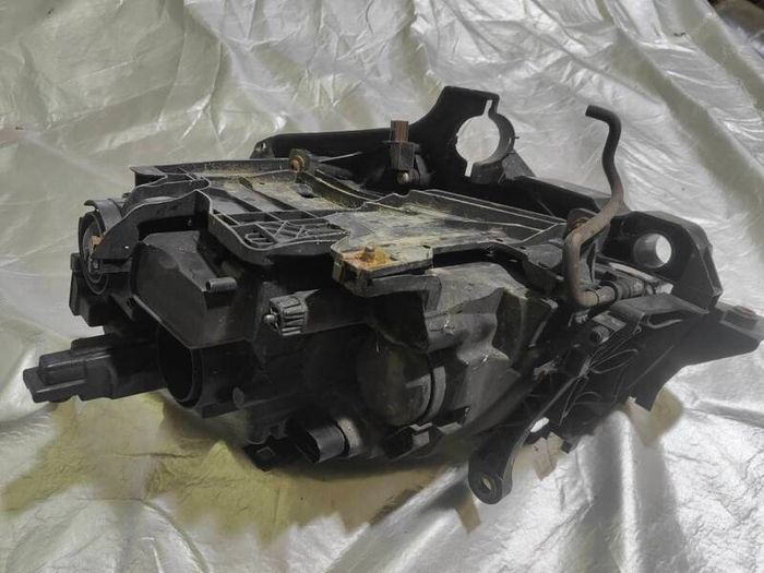 audi a4 b8 headlight right