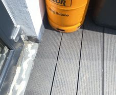 2 gas cylinder