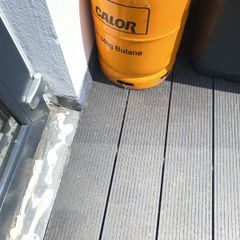 2 gas cylinder