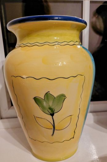 Pretty vase