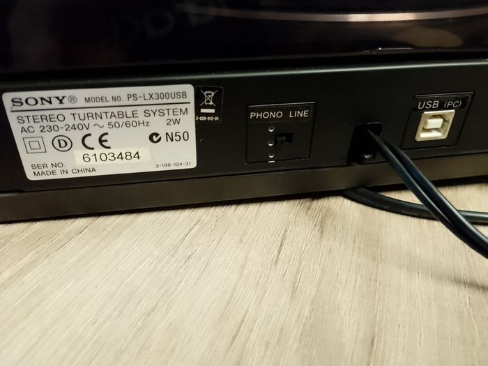 Turntable Sony PS-LX300USB record player