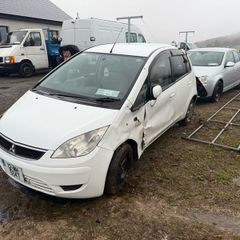 2012 Mitsubishi mirage for breaking