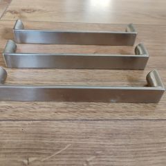 Chrome cabinet handles x 28