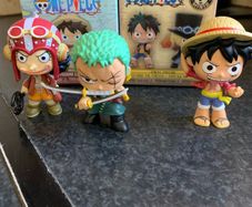 3x One Piece Mystery Figures Mini