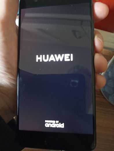 Huawei P10 Plus 6gb + 128gb - For Repair Or Spares