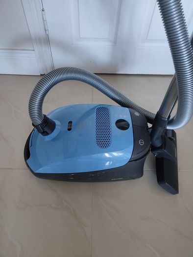 Miele vacuum cleaner
