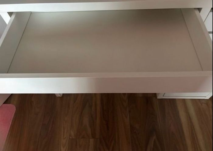 IKEA micke desk