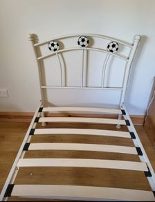 Single bed frame