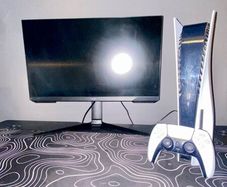 PS5 + 32 180hz Gaming Monitor Bundle